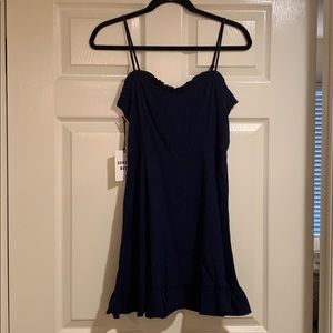 Aritzia Bambi Dress Navy size 2 NWT